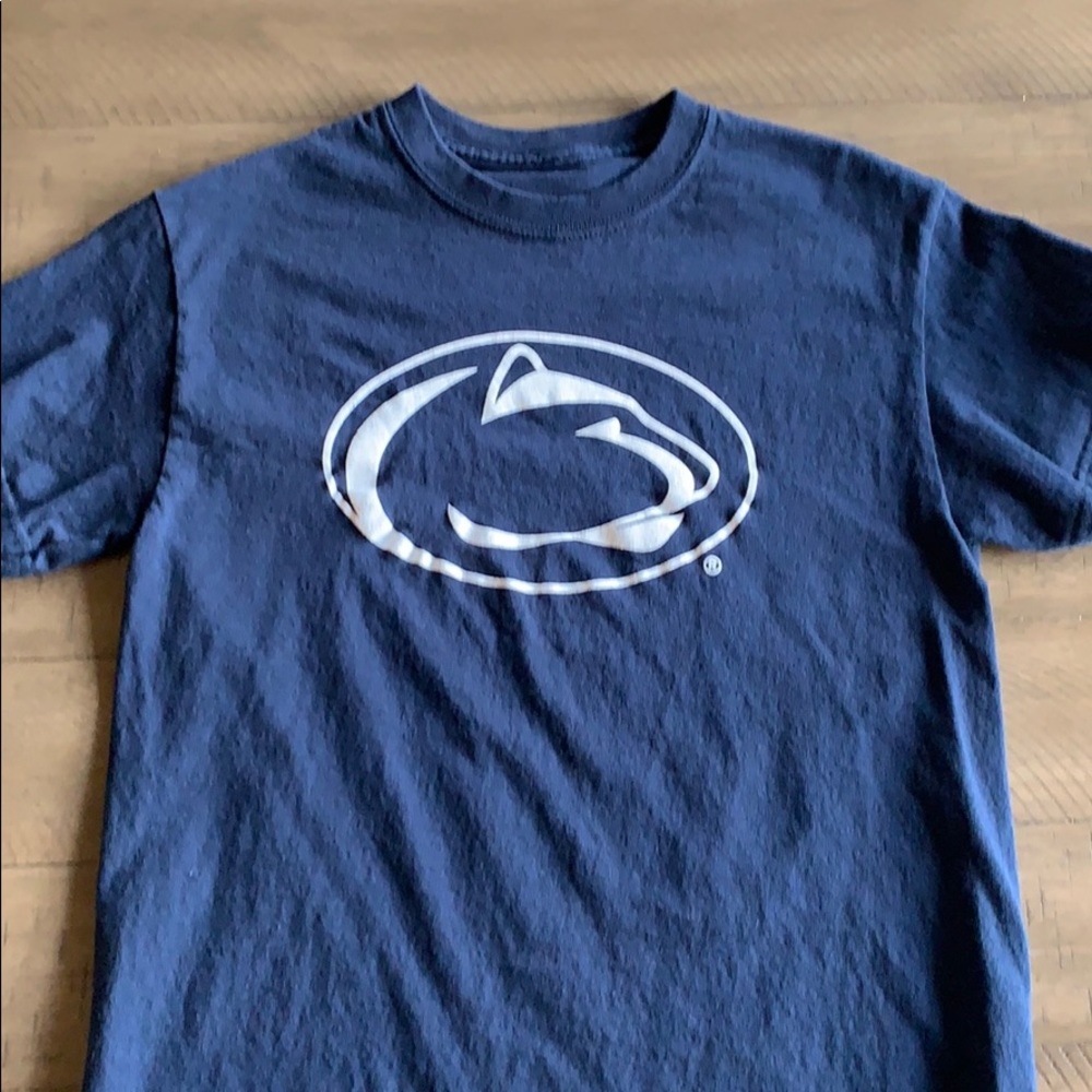 Penn State t-shirt-Fits like women’s small.No tag
